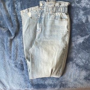 Light skinny stretch jeans